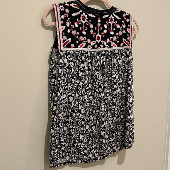 One September from Anthropologie - Floral Embroidered Tank - Picture 5 of 7